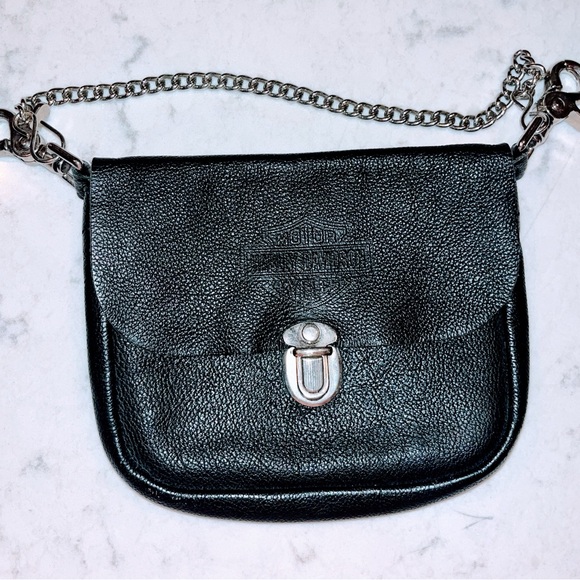 Harley-Davidson Black Leather Satchel with Chain Strap - Picture 4 of 11